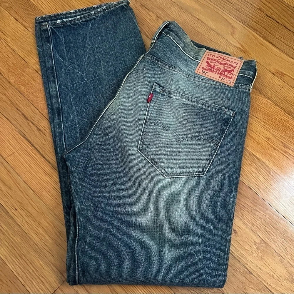 Men’s original fit 501 button fly jeans